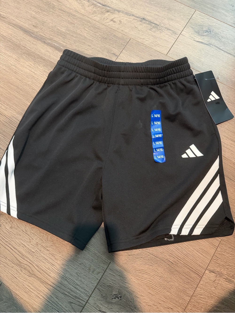 Boys Adidas Shorts Size L 14/16